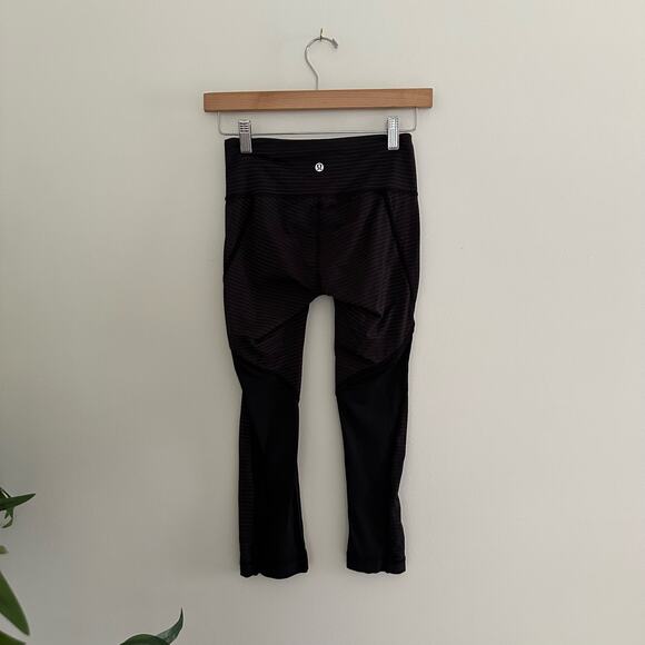 Lululemon Conduit Striped Cropped Leggings Stretch Black 4 - Picture 4 of 7